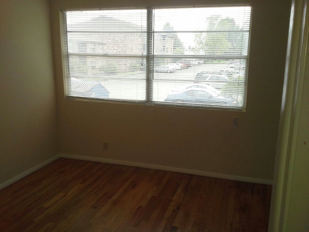 1750 E Cherry St - Photo 2 of 6