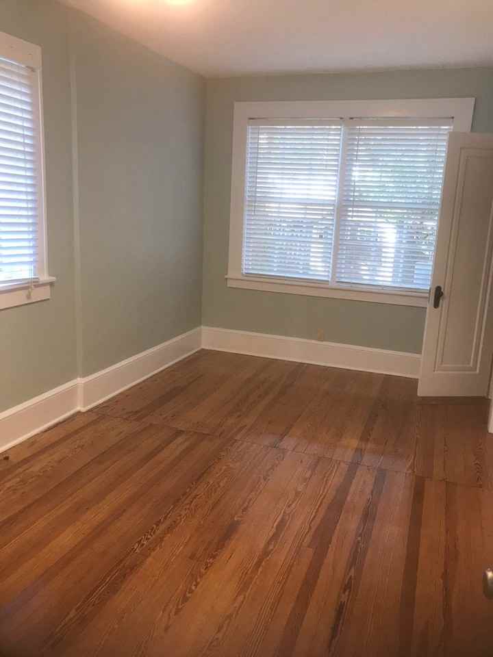 2710 Nw 2nd Ave - Photo 2 of 6