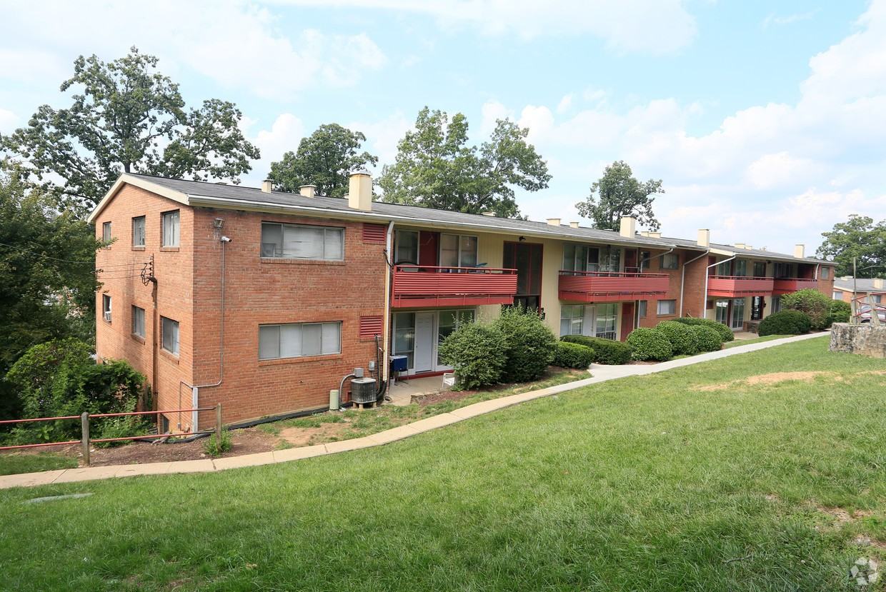 6717 Riverdale Rd - Photo 2 of 24