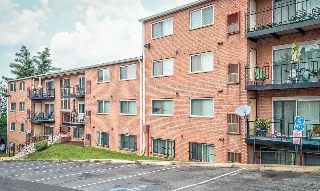 2339 Green St Se - Photo 4 of 11