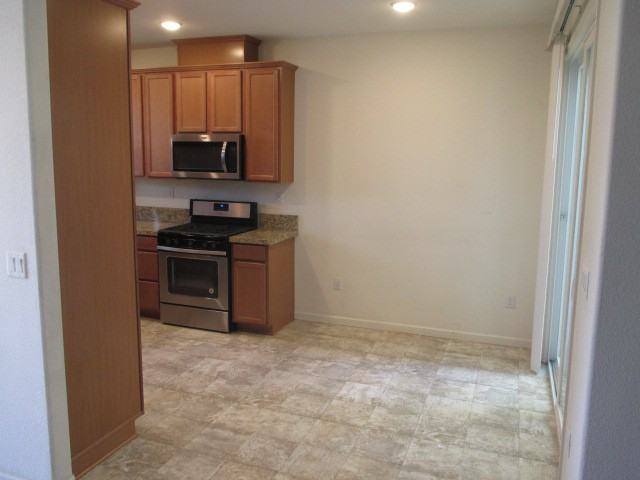 3904 John W Young St - Photo 3 of 9