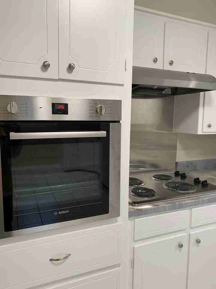 1011 Kay Dr - Photo 2 of 10