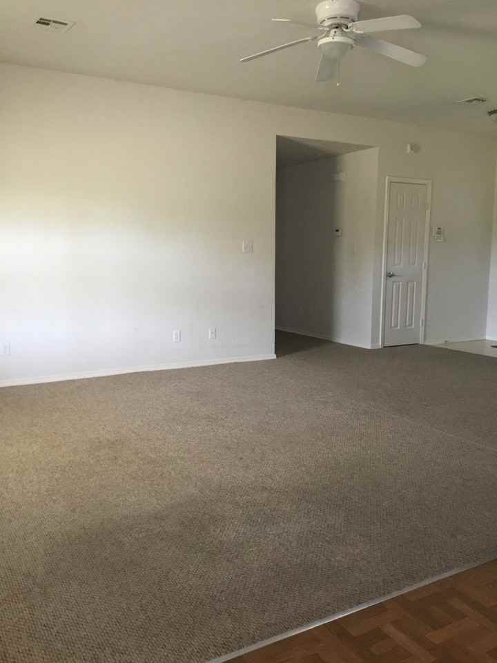 2705 Danita Dr - Photo 3 of 4