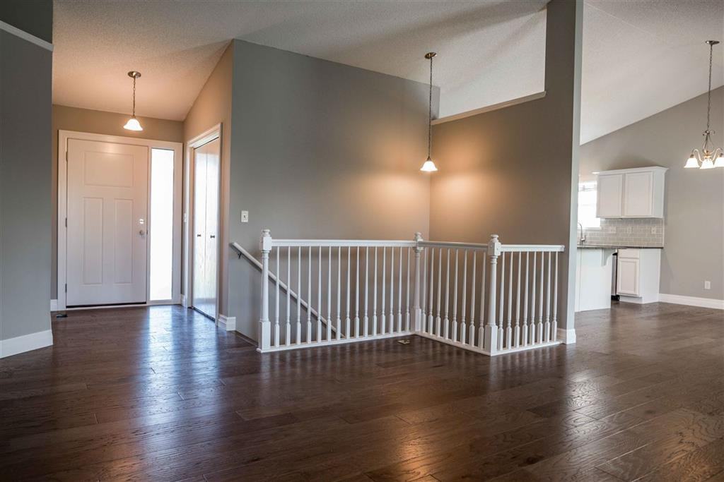 1818 N Nickelton Ct - Photo 2 of 21