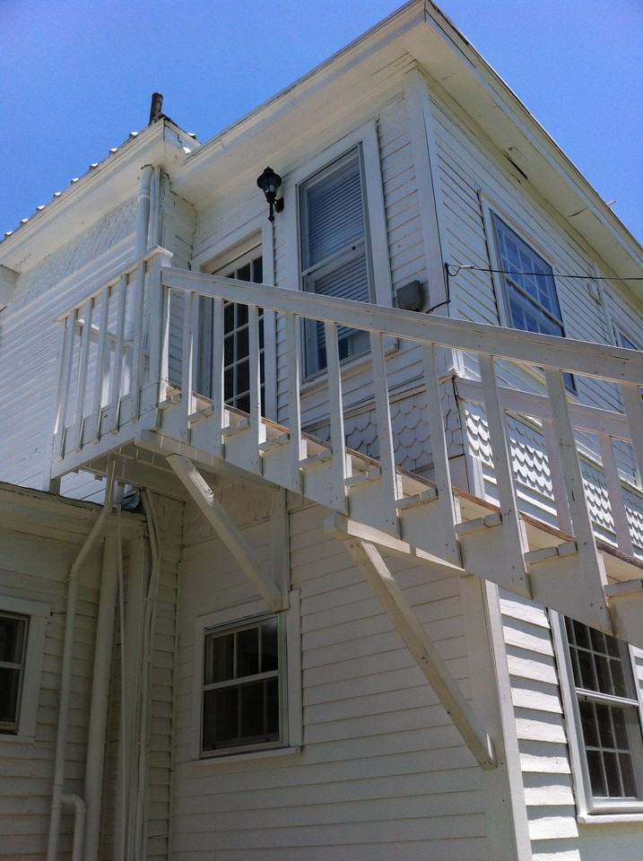 328 N Main St - Photo 2 of 2