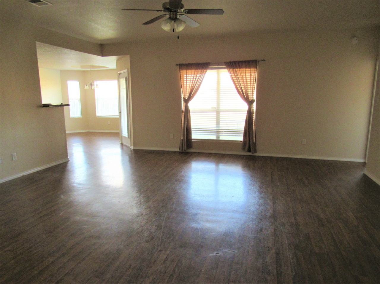 108 McFaddan Ln - Photo 2 of 18