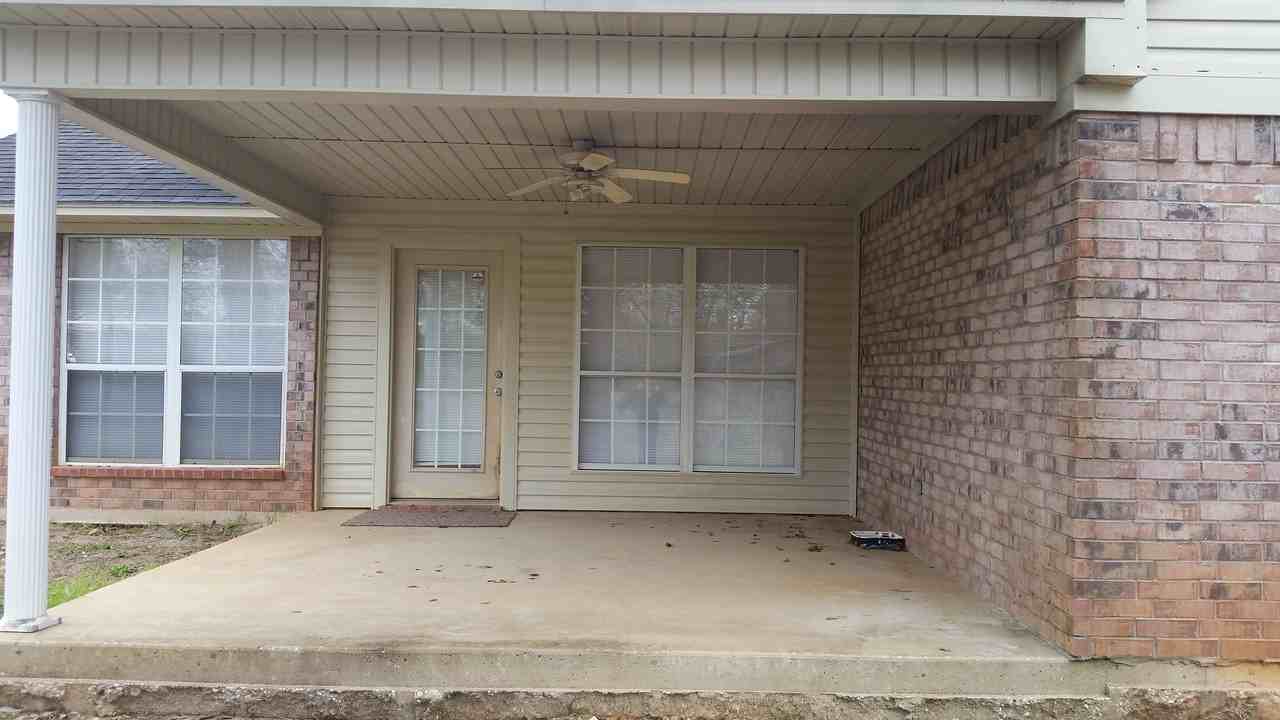 523 Northern Oak St - Photo 2 of 13