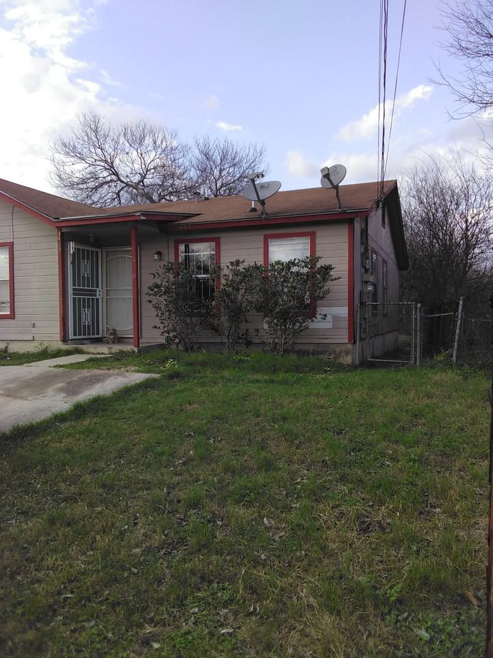 3439 Gateway Dr - Photo 3 of 5