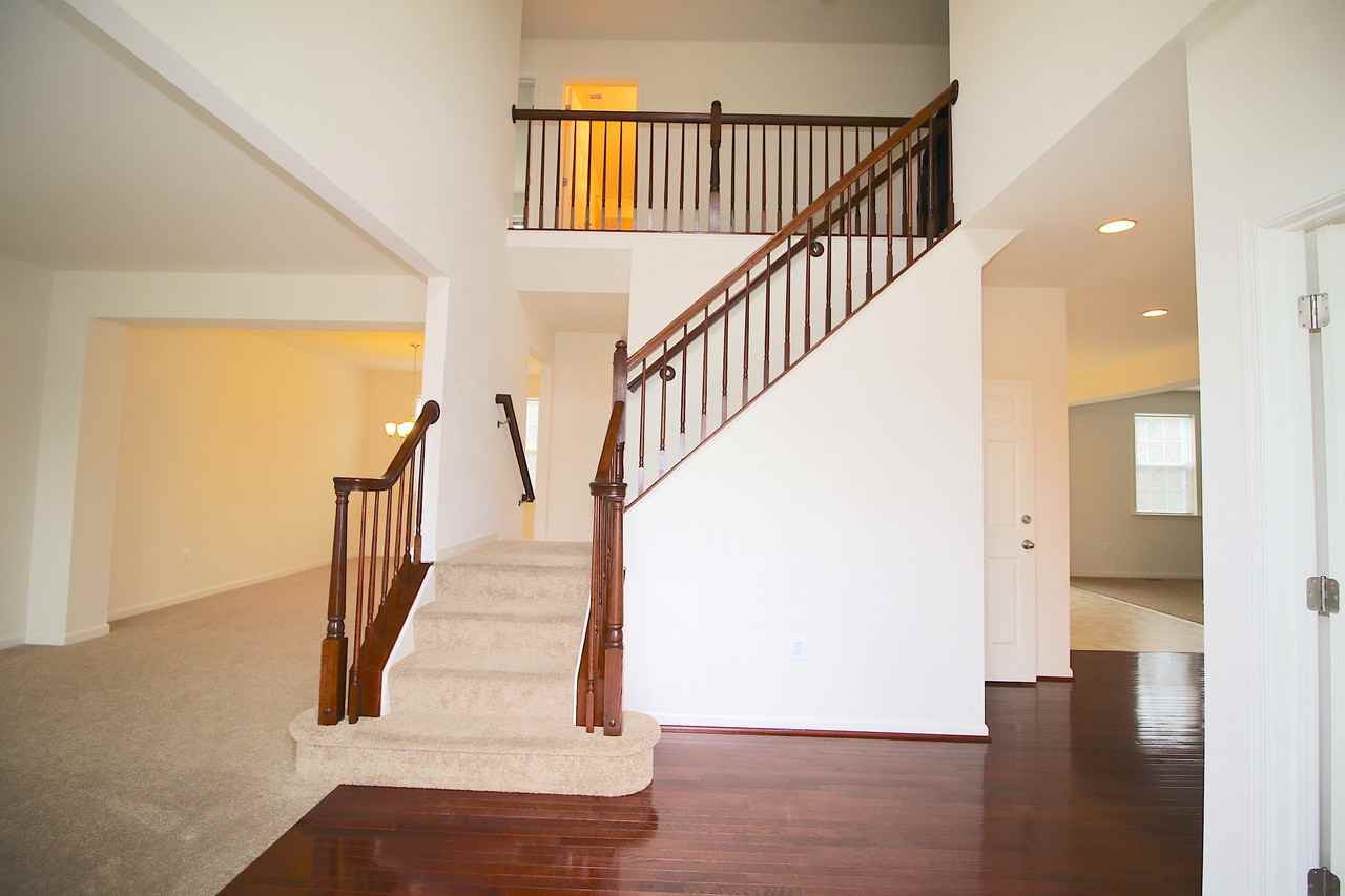 18209 Jillian Ln - Photo 2 of 43