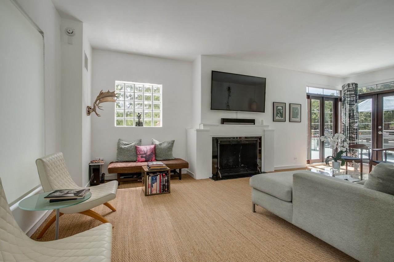 1302 Cedar Hill Ave - Photo 3 of 10