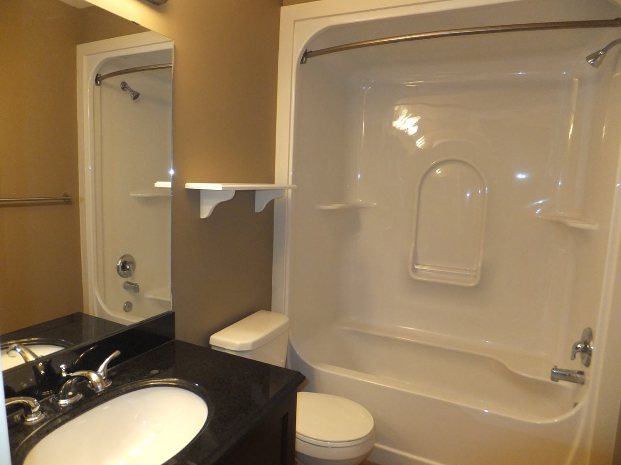 121 Sandstone Estate - Photo 4 of 10