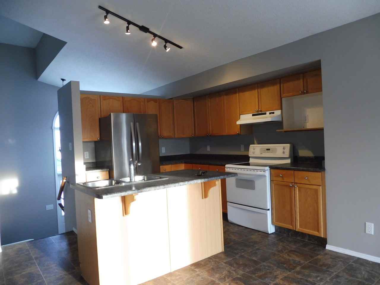 4105 - 36a Avenue Nw - Photo 3 of 9