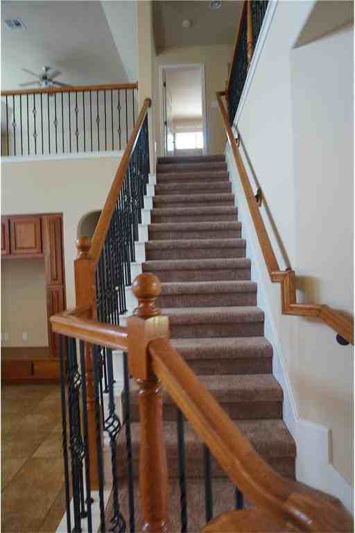 9820 Rias Way - Photo 3 of 7