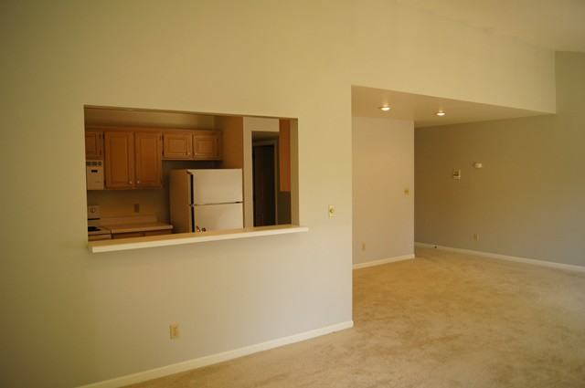 513 Beloit St - Photo 7 of 12