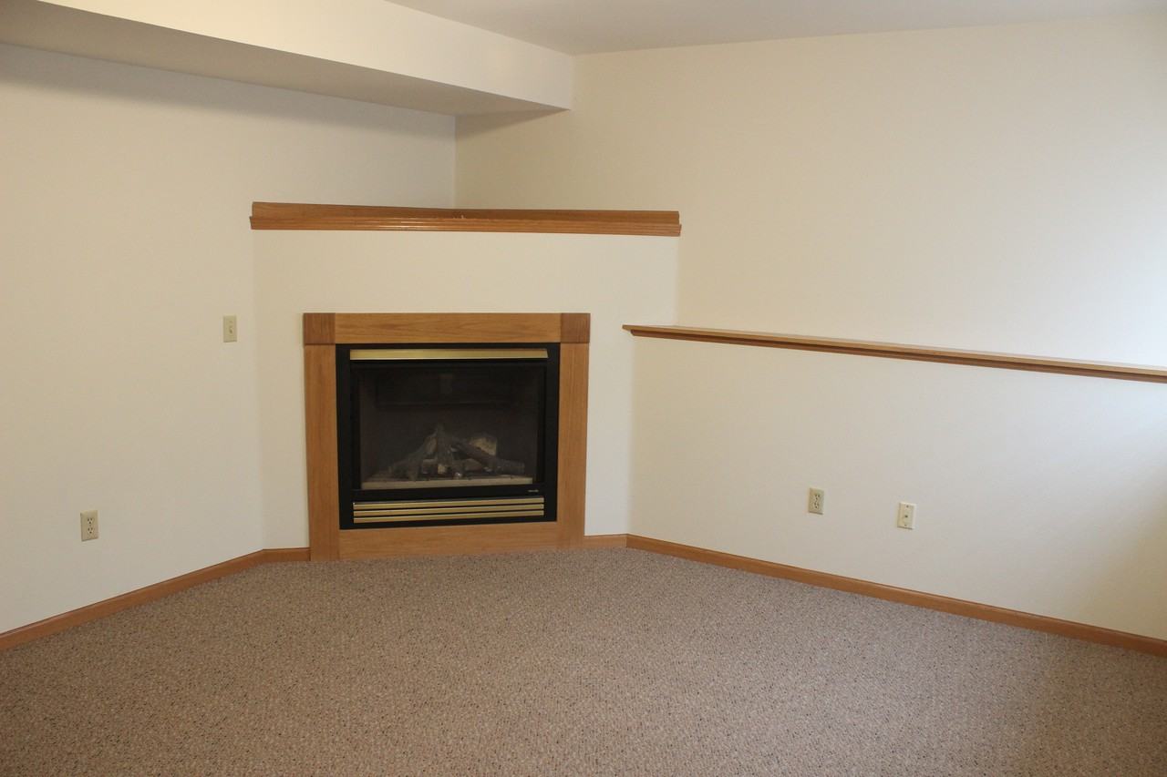 4518 Tanglewood Dr - Photo 2 of 2