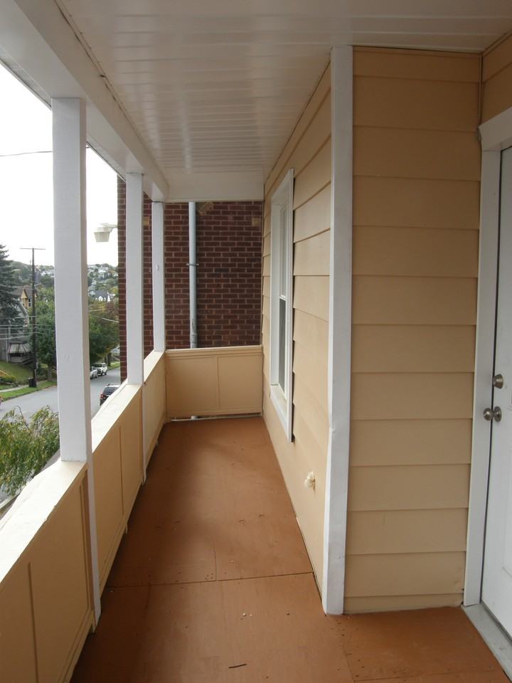 545 Prescott Ave - Photo 3 of 6