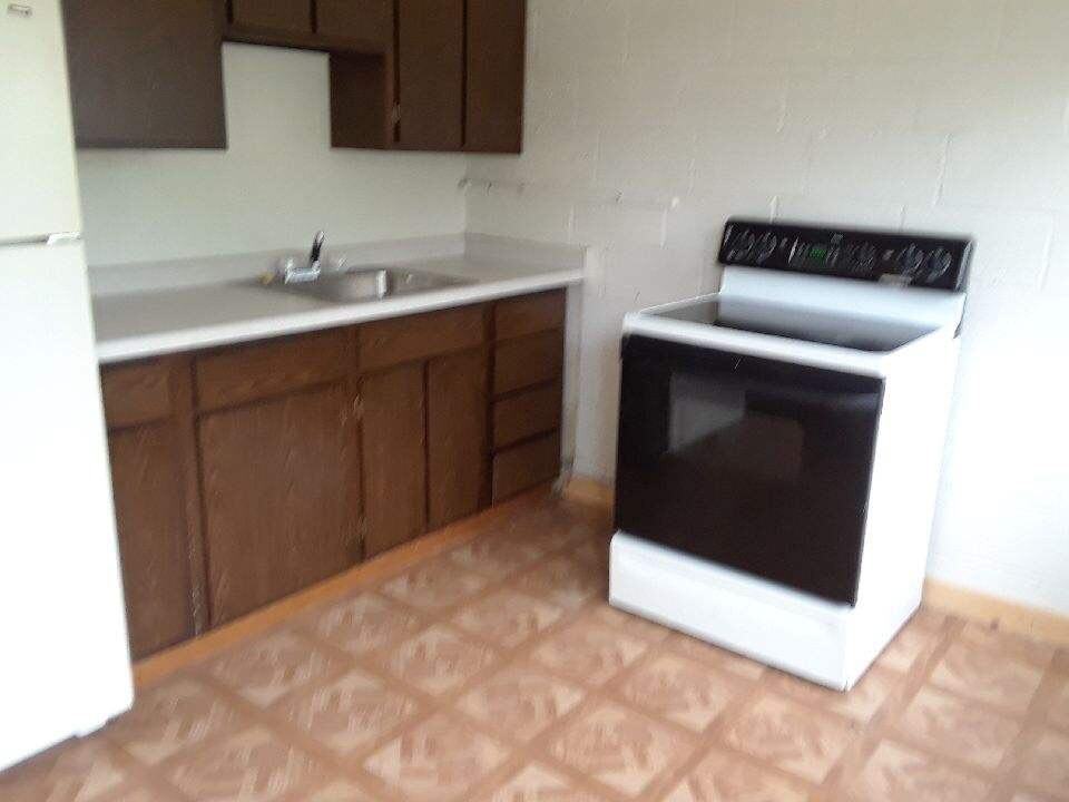 112 Ne 5Th Ave - Photo 2 of 9