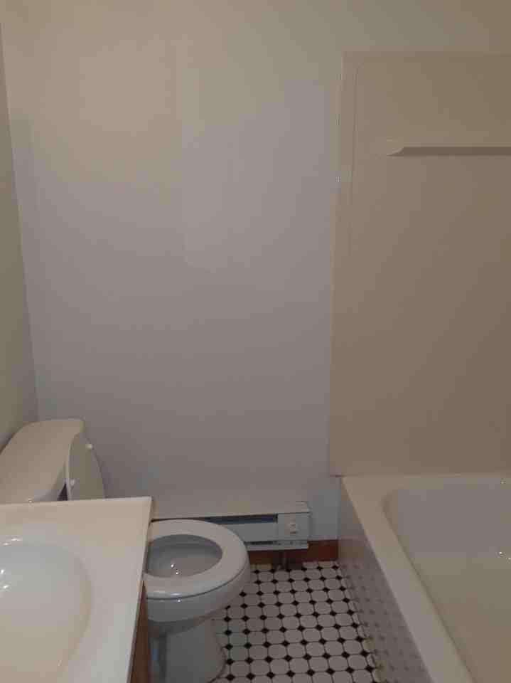 10 1st Ave NW - Photo 2 of 11