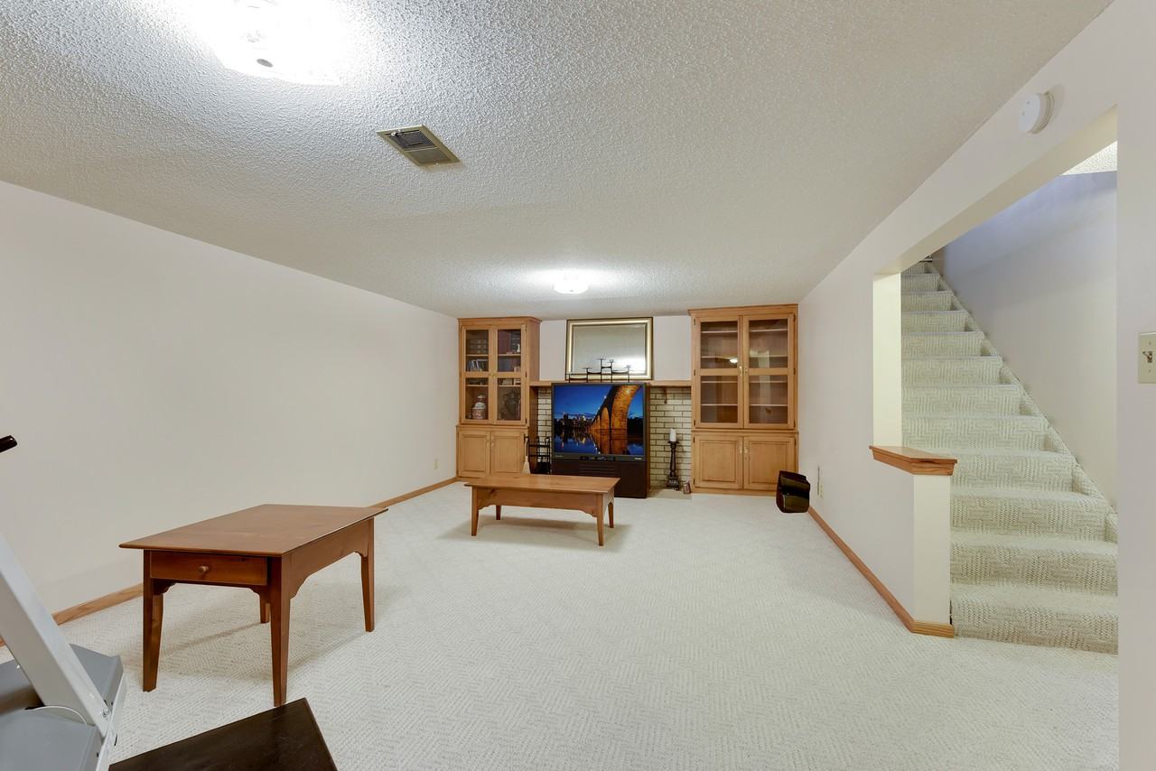 4425 Poplar Bridge Rd - Photo 2 of 5