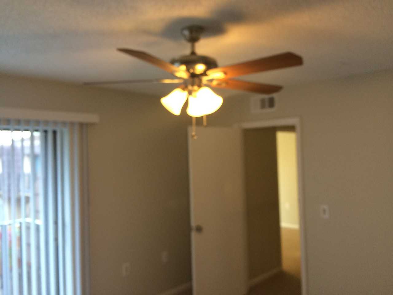 Emerald Lakes - Photo 2 of 6