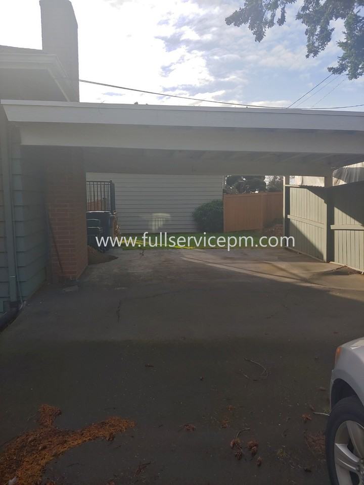 1817 Sw 116th St - Photo 3 of 18