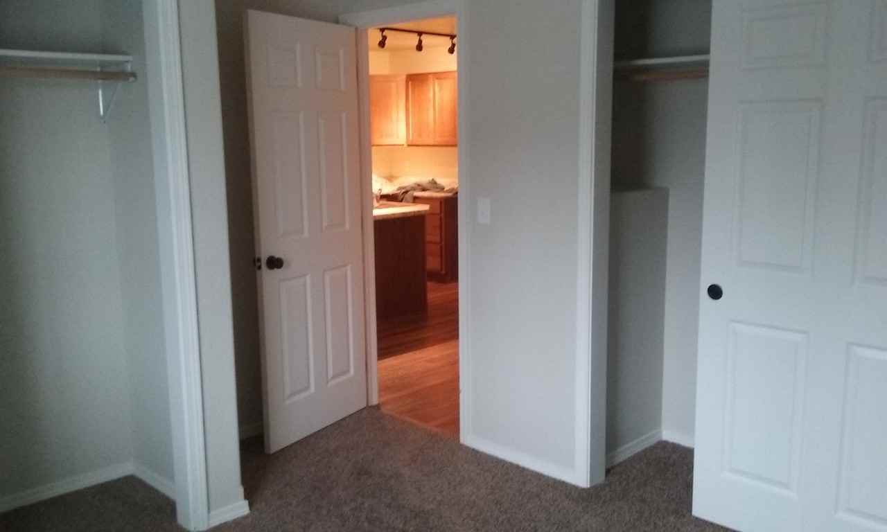 32 W Evergreen Dr - Photo 6 of 11