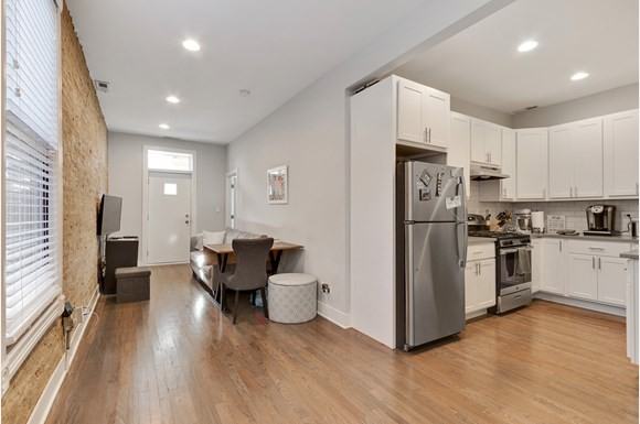 2354 N Elston - Photo 3 of 19