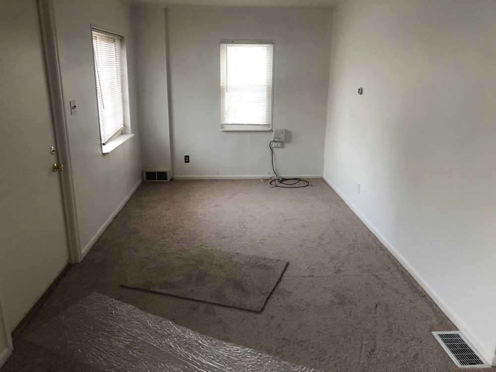 1647 Dickinson Ave - Photo 2 of 10