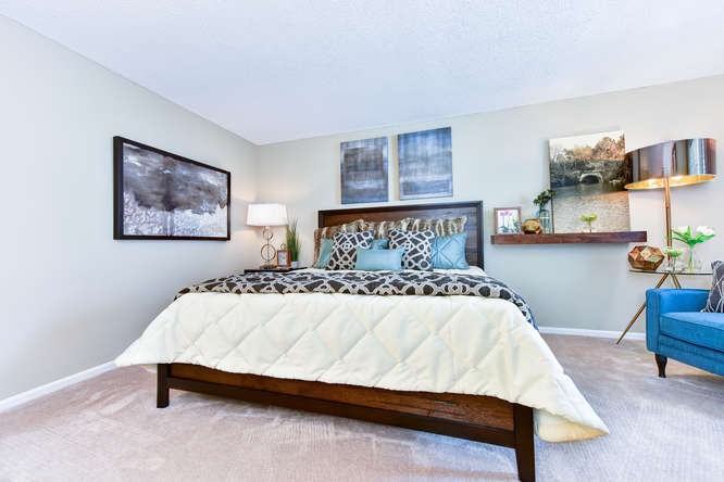 The Arbors At Fair Lakes Apartments 4408 Oak Creek Ln, Greenbriar, VA