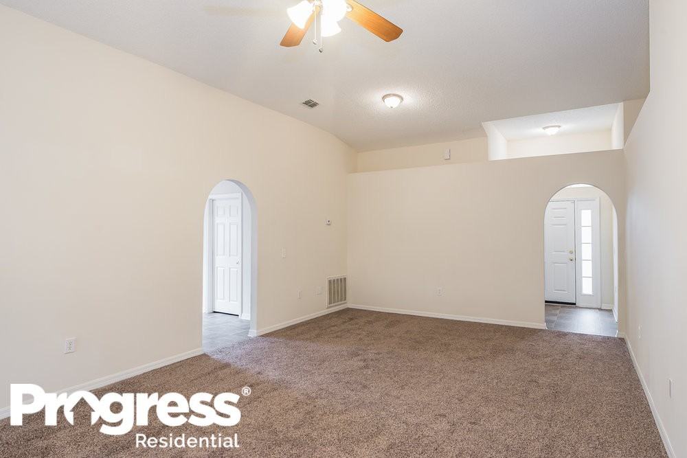 6961 Ashleigh Park Ct - Photo 3 of 16