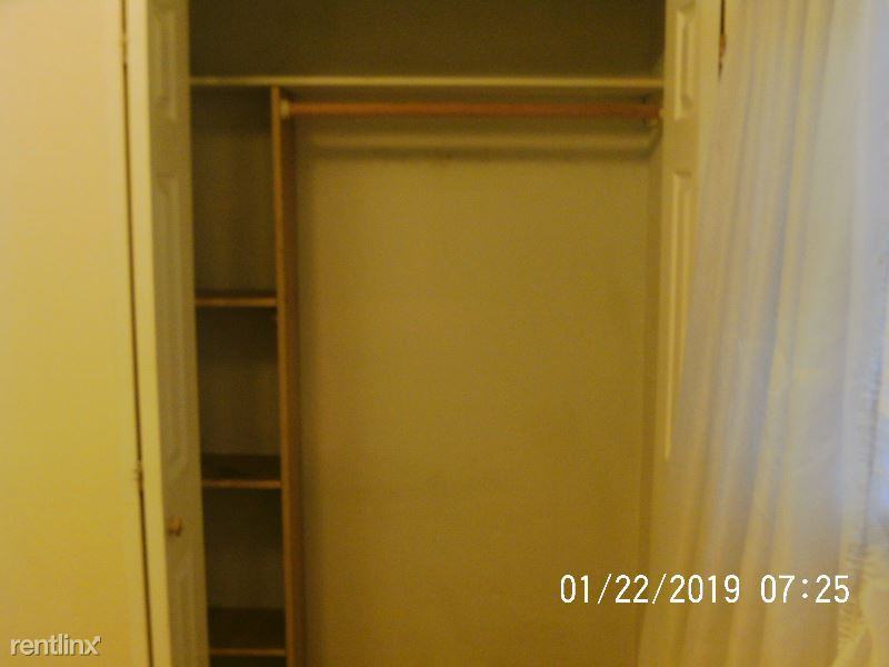 840 G St - Photo 3 of 10