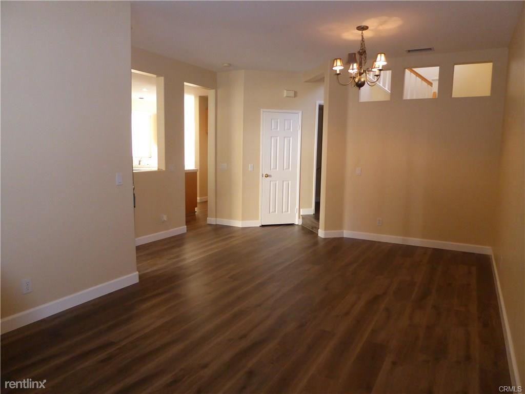 44 Vía Florencia - Photo 3 of 5