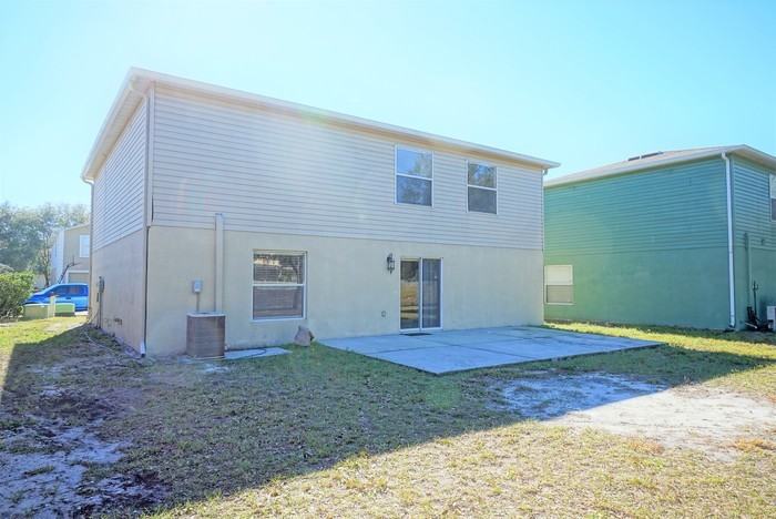 13727 Tramore Dr - Photo 3 of 17