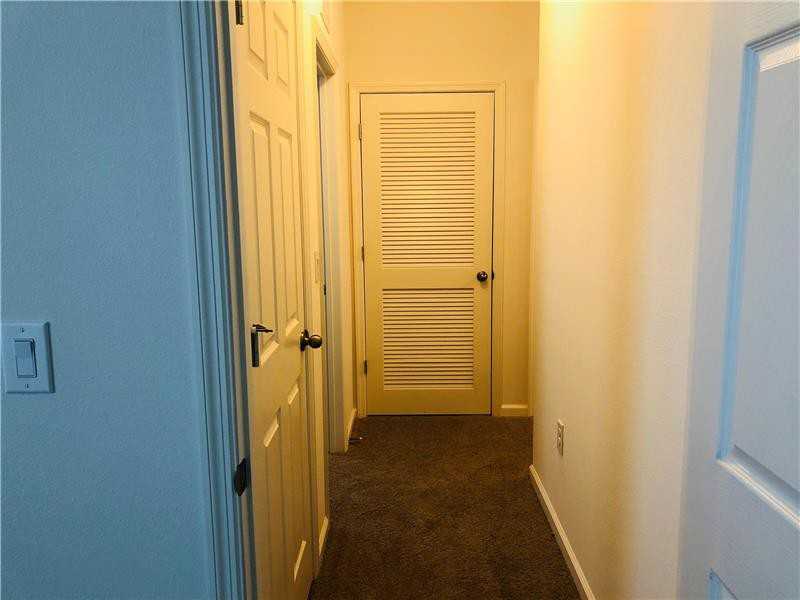 10062 SW Newberry Ave - Photo 2 of 12