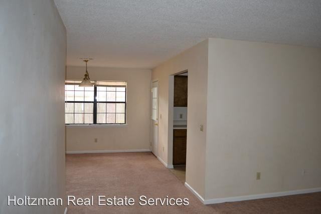 621 Scott St - Photo 3 of 19