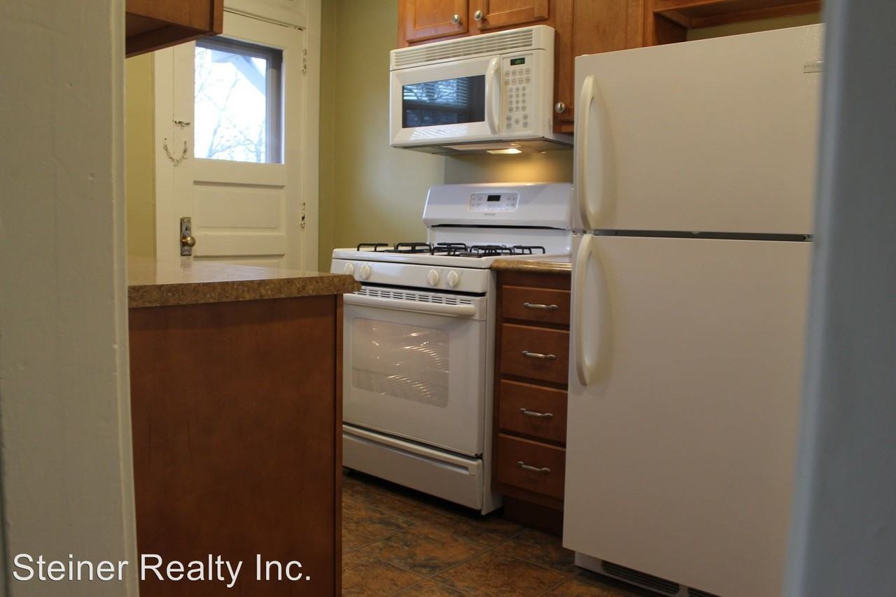 114 Lloyd Ave - Photo 2 of 14
