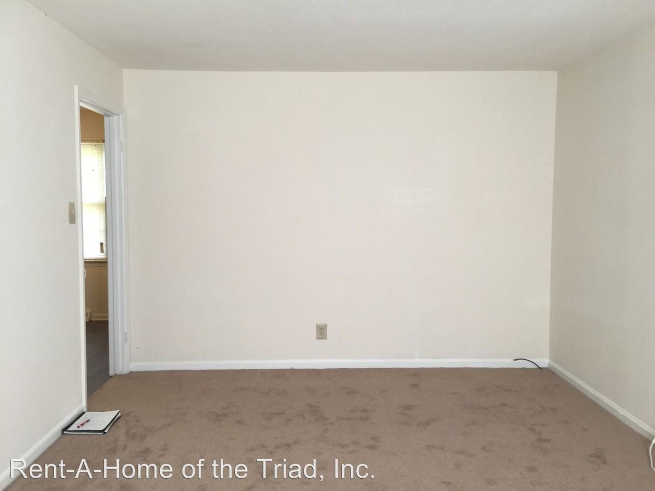 2507 Fernbrook Rd - Photo 2 of 10