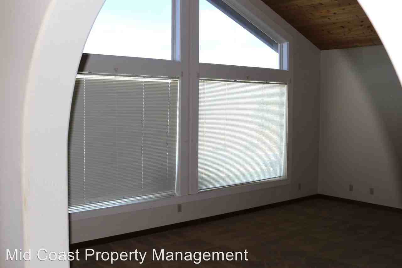 7810 Airport Rd - Photo 2 of 19