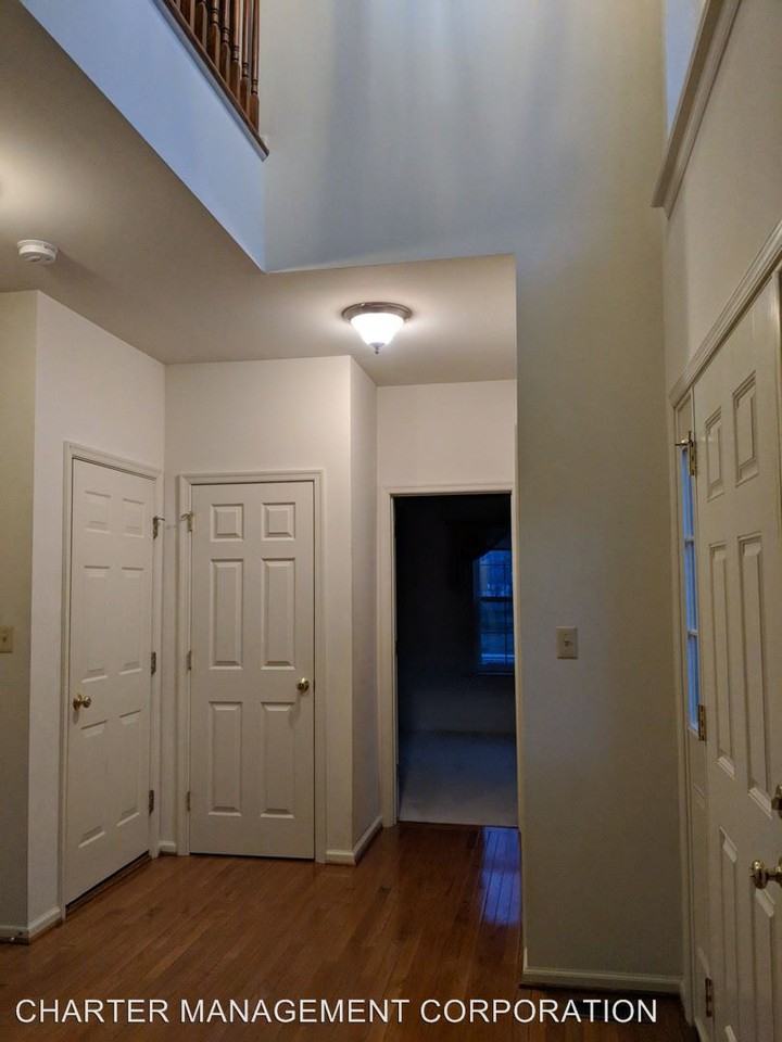 493 Auburn court - Photo 2 of 14