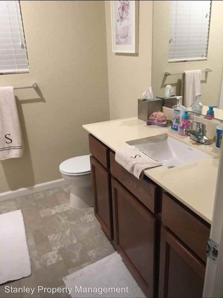 340 Maidenbrook Ln - Photo 3 of 3