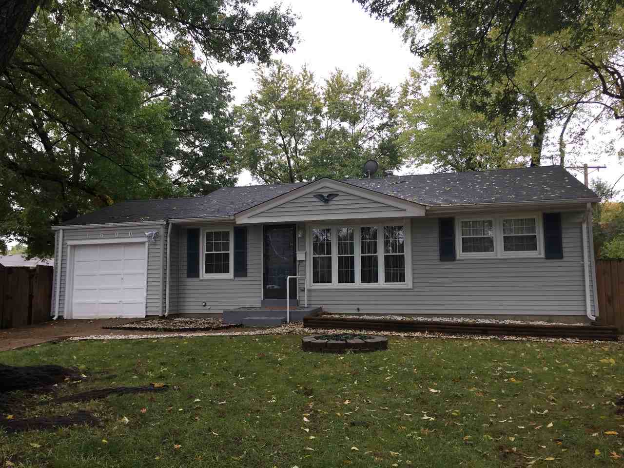 1600 Washington St - Photo 2 of 16