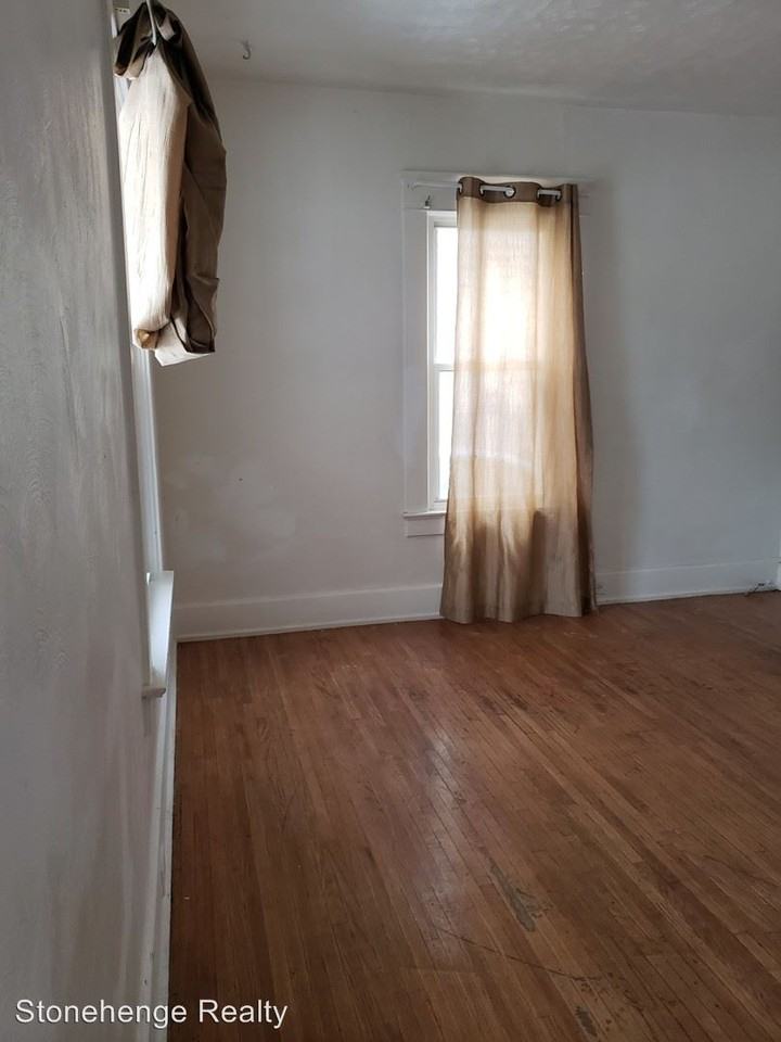 2019 South Ave - Photo 3 of 6