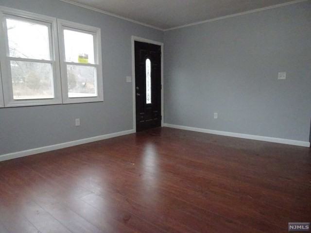 1416 Riveredge Dr - Photo 2 of 13