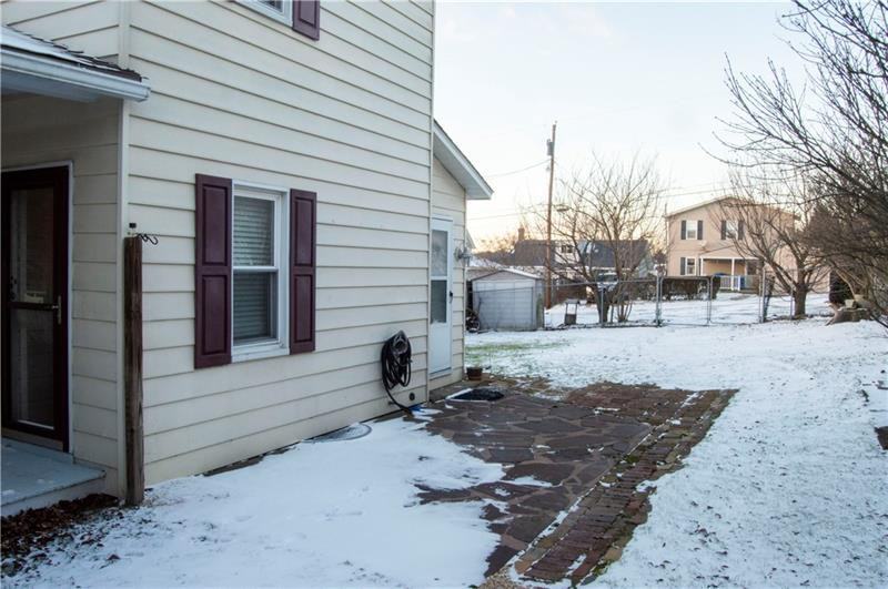 620 Lehmer St - Photo 3 of 18