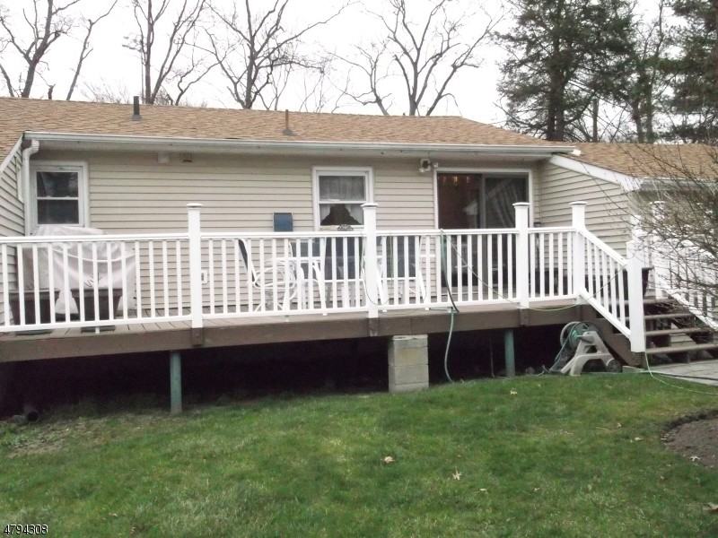 22 Jefferson St - Photo 3 of 18