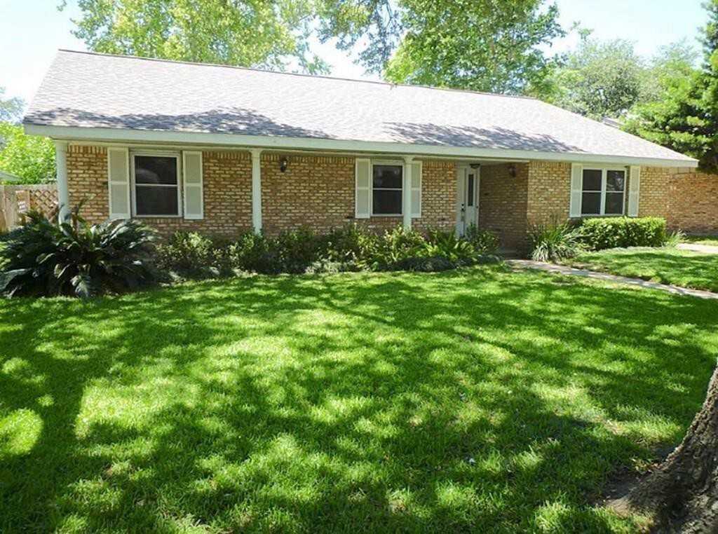 9014 Dunlap St - Photo 2 of 17