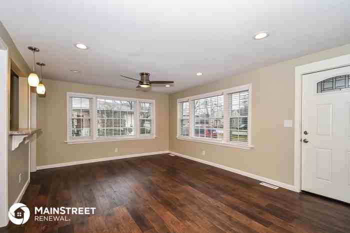 4851 Maryman Rd - Photo 3 of 12