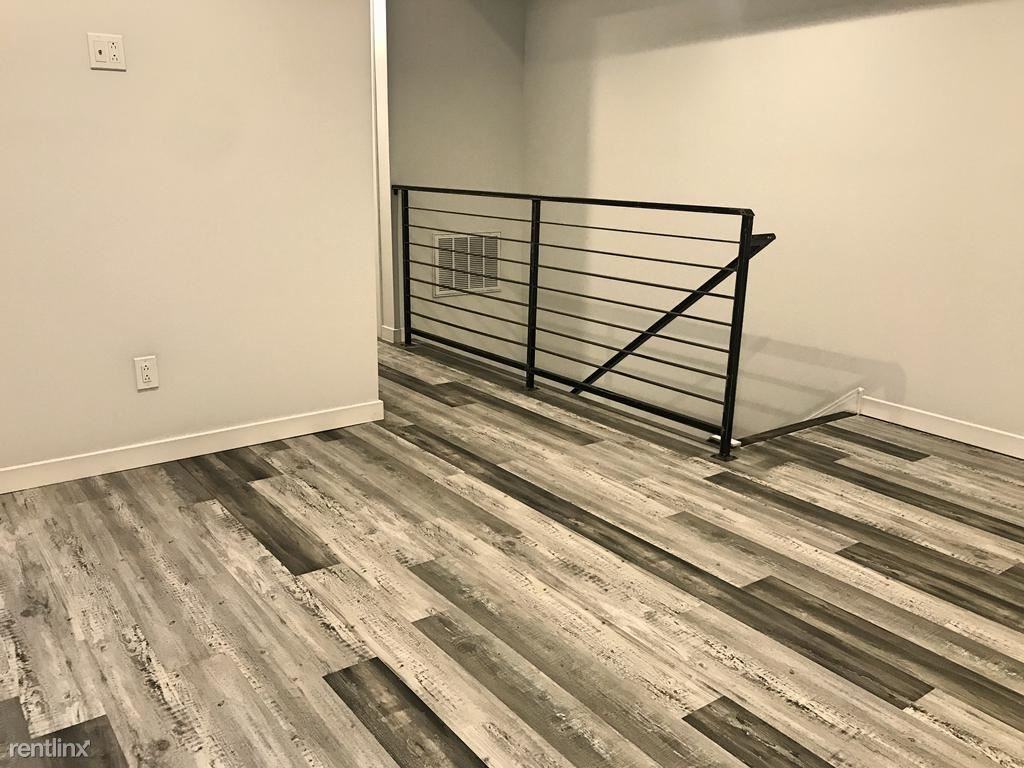 34 Farragut St #1F - Photo 3 of 10