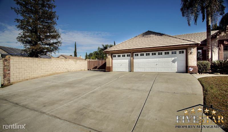 10208 Roehampton Ave - Photo 3 of 24