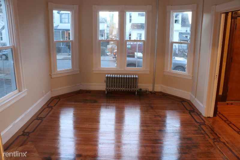 75 Mapledell St - Photo 2 of 17